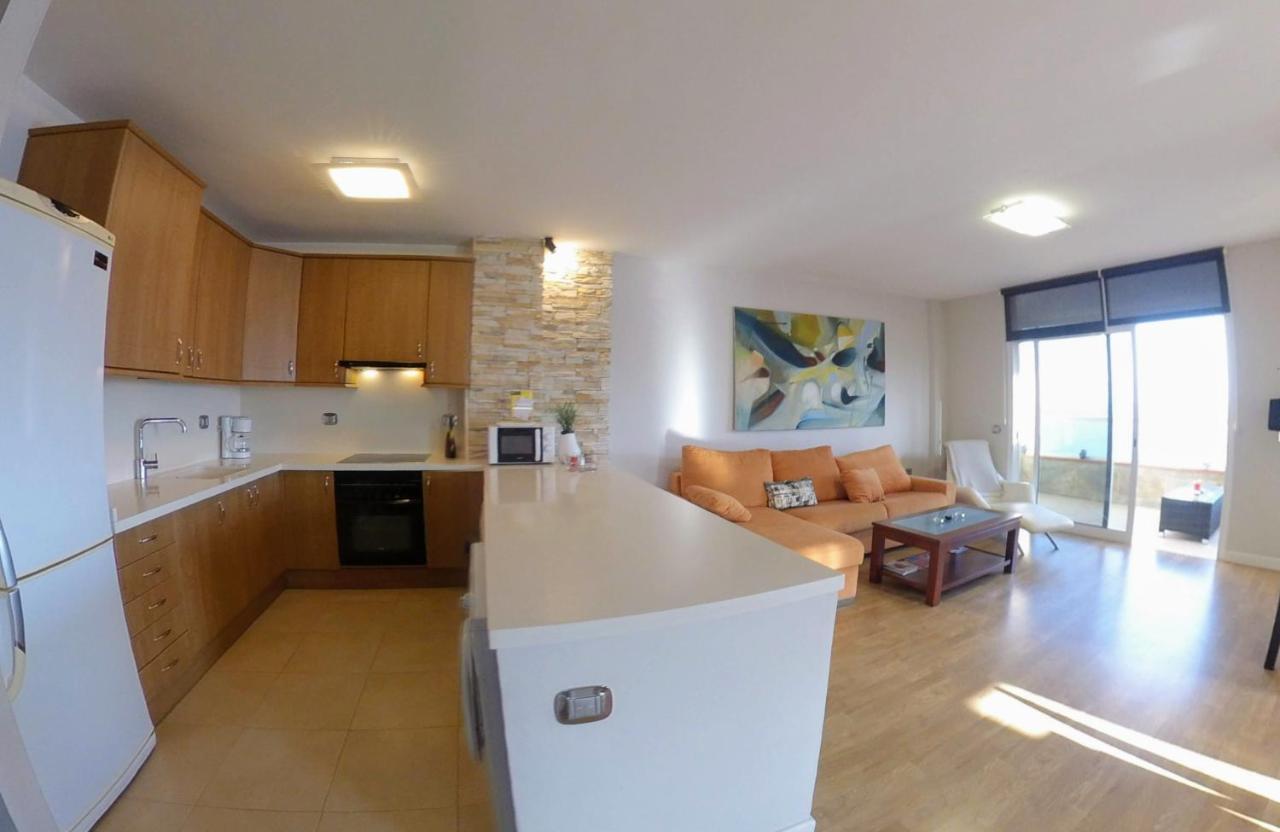 Facing The Ocean - Full Appt With 2 Double Bedroom Tabaiba Kültér fotó